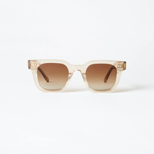 Ladda upp bild till gallerivisning, Chimi Eyewear - 04 Ecru - Solglasögon i vår butik i Falkenberg - Boys 2 Men - Herrkläder och Mode online
