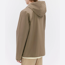 Ladda upp bild till gallerivisning, Harwin Jacket Upptäck Elvine's vårnyheter hos Boys 2 Men i Falkenberg – din destination för noggrant utvalda kvalitetsplagg.