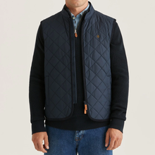 Ladda upp bild till gallerivisning, Morris väst, teddy quilted vest, morris, Falkenberg, Boys 2 Men, Herrkläder lokalt.