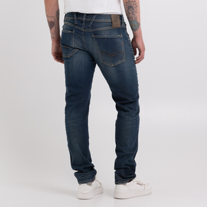 Utforska Replay Jeans för män för en perfekt stil- och komfortkombination. Besök vår webbshop eller butik i Falkenberg för att uppleva kvaliteten själv - Anbass - hyperflex - 604