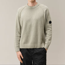 Ladda upp bild till gallerivisning, C.P. Company - Sweatshirt - Boys 2 Men - Falkenberg - C.P Company Sweden - Sverige
