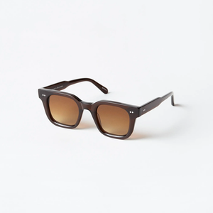 Chimi Eyewear - 04 Brown - Solglasögon i vår butik i Falkenberg - Boys 2 Men - Herrkläder och Mode online